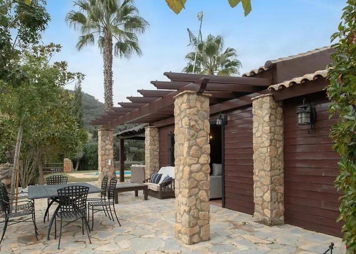 Villa Ronda Landhaus *